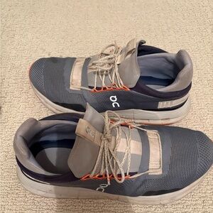 On Running Men's Gray and Orange Shoes